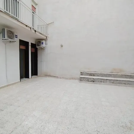 Apartment Pm 16 Via Alessandro Scarlatti Marineo